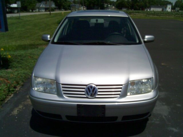 2001 Volkswagen Jetta Quad Cab 4x2 Shortbox XLT