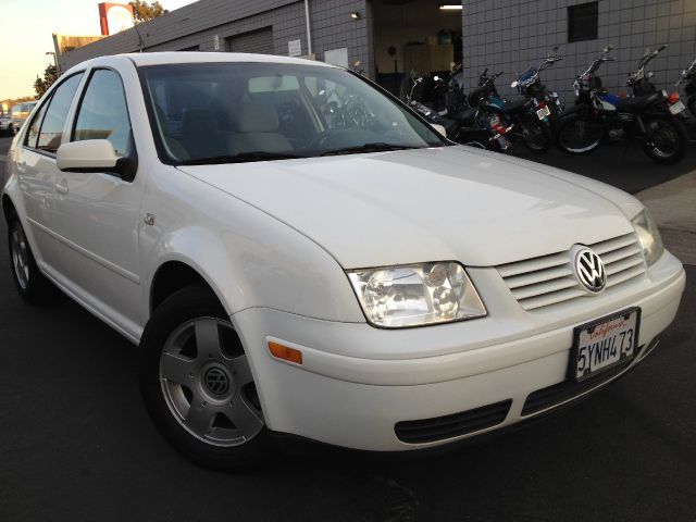 2001 Volkswagen Jetta Quad Cab 4x2 Shortbox XLT