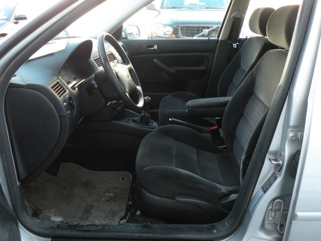 2002 Volkswagen Jetta Quad Cab 4x2 Shortbox XLT