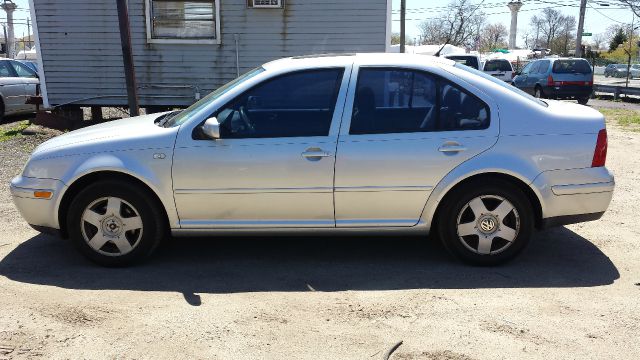 2002 Volkswagen Jetta FWD 4dr Sport