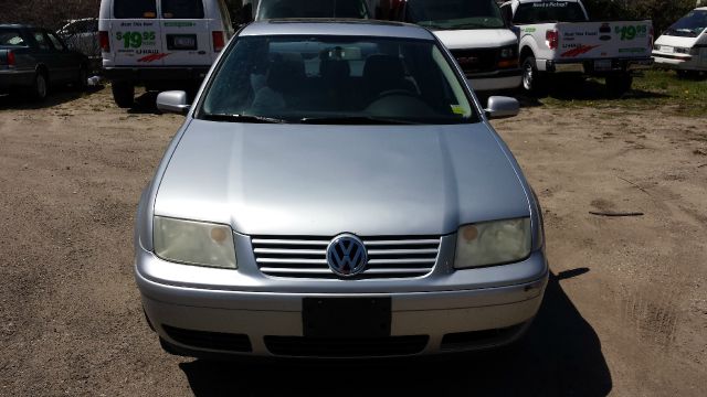 2002 Volkswagen Jetta FWD 4dr Sport