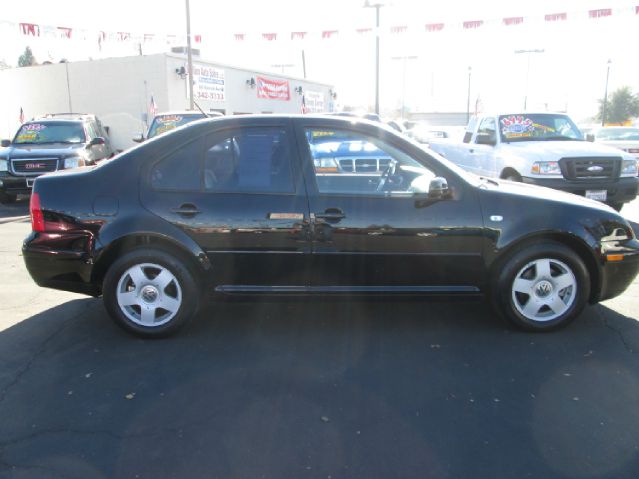 2002 Volkswagen Jetta Quad Cab 4x2 Shortbox XLT