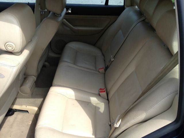 2002 Volkswagen Jetta Quad Cab 4x2 Shortbox XLT