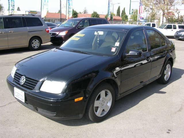 2002 Volkswagen Jetta FWD 4dr Sport