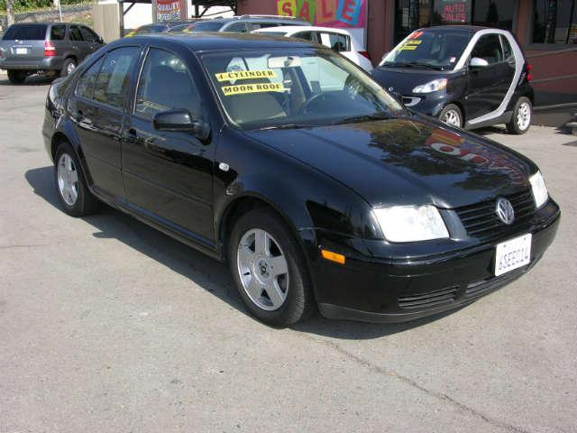2002 Volkswagen Jetta FWD 4dr Sport