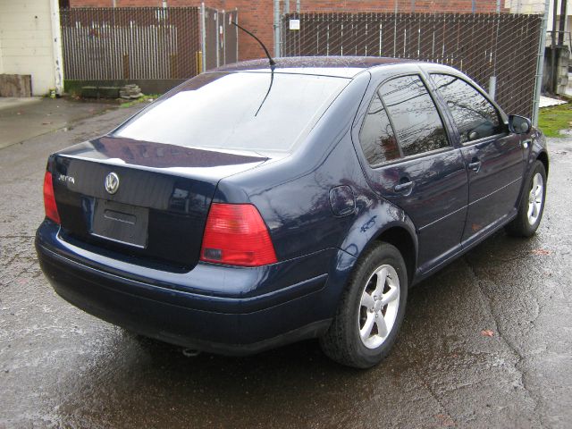 2002 Volkswagen Jetta I-4 Manual