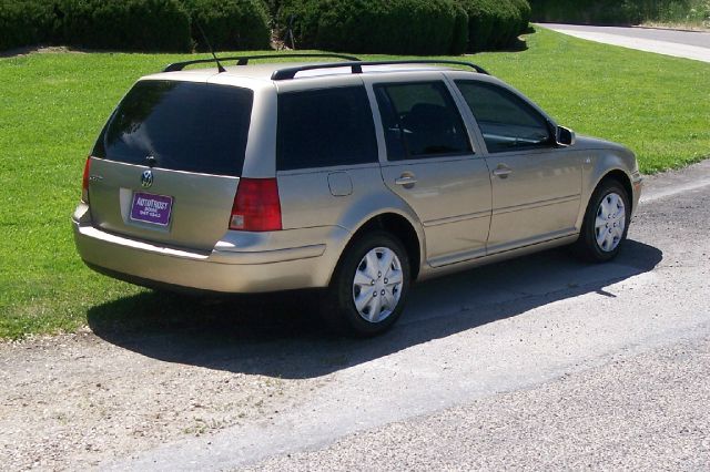 2002 Volkswagen Jetta Quad Cab 4x2 Shortbox XLT