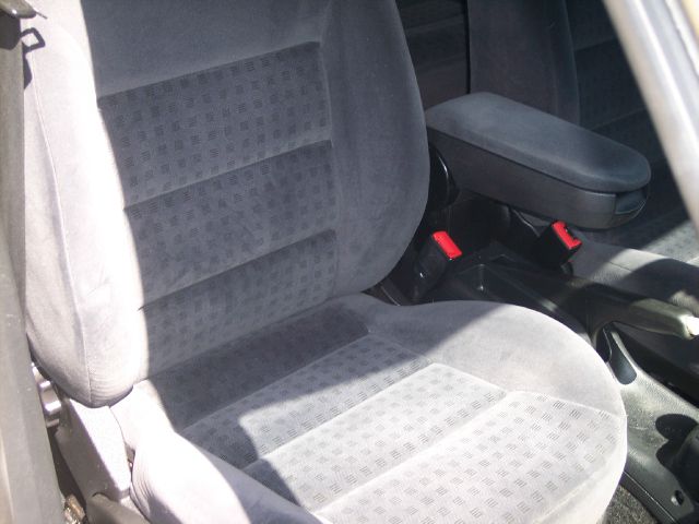 2002 Volkswagen Jetta Quad Cab 4x2 Shortbox XLT