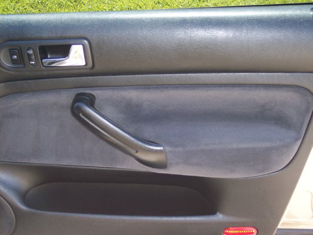 2002 Volkswagen Jetta Quad Cab 4x2 Shortbox XLT