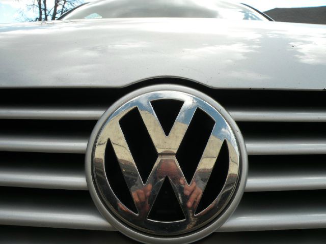 2002 Volkswagen Jetta Quad Cab 4x2 Shortbox XLT