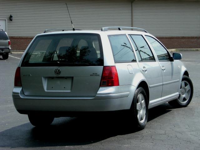 2002 Volkswagen Jetta FWD 4dr Sport