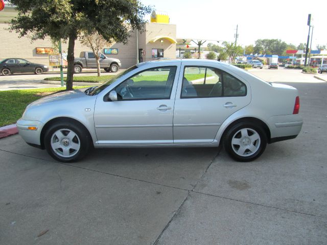 2002 Volkswagen Jetta Quad Cab 4x2 Shortbox XLT
