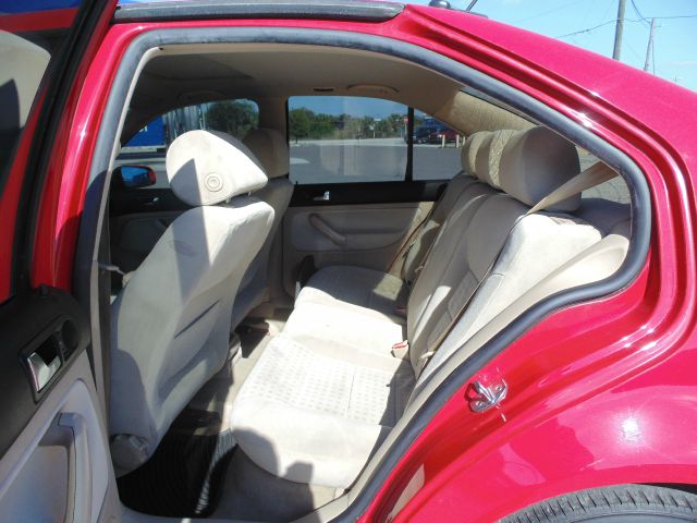 2002 Volkswagen Jetta 4dr 112 WB AWD