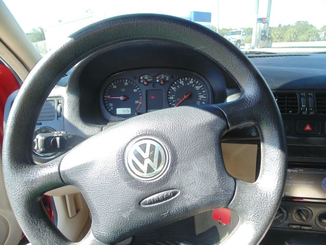 2002 Volkswagen Jetta 4dr 112 WB AWD