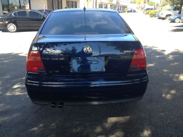 2002 Volkswagen Jetta Crewmax-short-limited-sunroof-6 CD Jbl-newer Tires