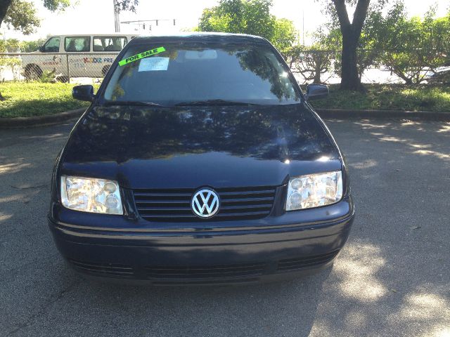 2002 Volkswagen Jetta Crewmax-short-limited-sunroof-6 CD Jbl-newer Tires