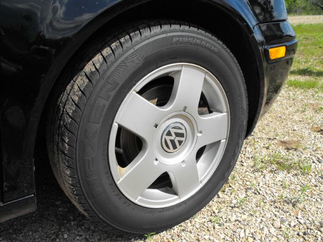 2002 Volkswagen Jetta 4dr 112 WB AWD