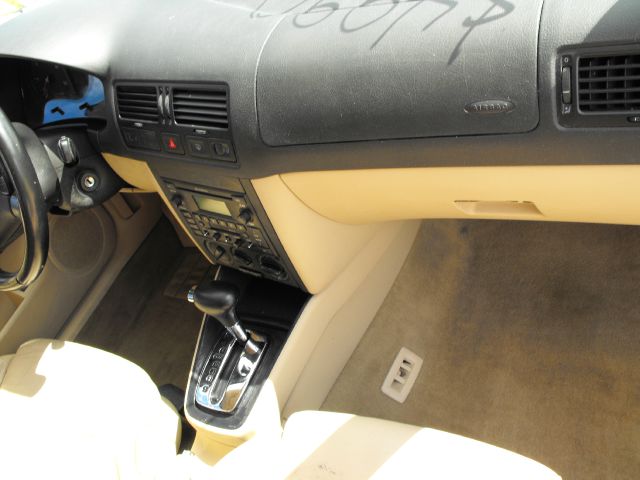 2002 Volkswagen Jetta 4dr 112 WB AWD