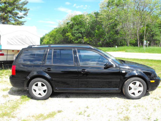 2002 Volkswagen Jetta 4dr 112 WB AWD