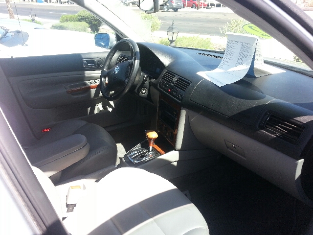 2002 Volkswagen Jetta Crewmax-short-limited-sunroof-6 CD Jbl-newer Tires