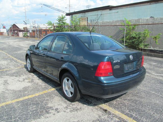 2002 Volkswagen Jetta Quad Cab 4x2 Shortbox XLT