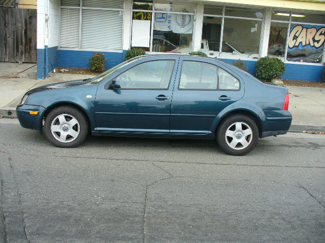 2002 Volkswagen Jetta 4dr 112 WB AWD