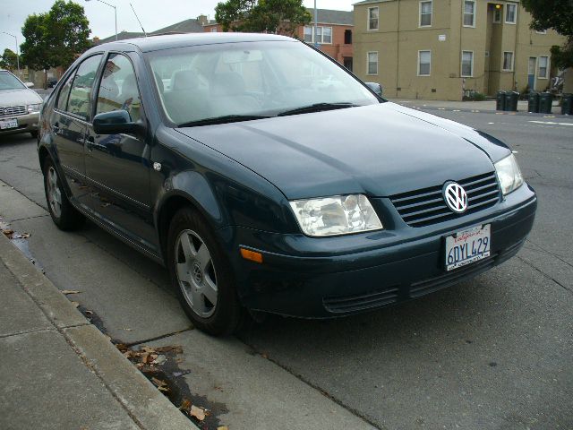 2002 Volkswagen Jetta 4dr 112 WB AWD