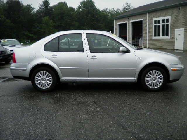 2002 Volkswagen Jetta Quad Cab 4x2 Shortbox XLT