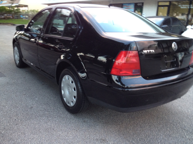 2002 Volkswagen Jetta I-4 Manual