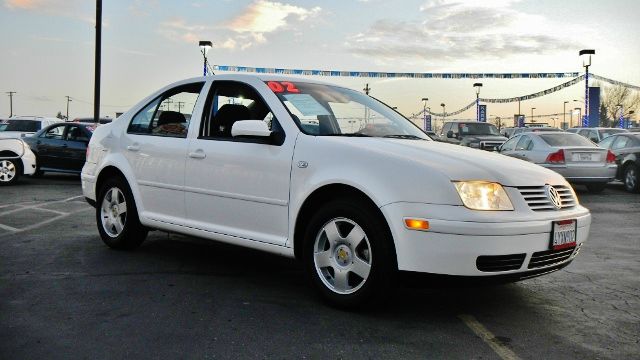 2002 Volkswagen Jetta Quad Cab 4x2 Shortbox XLT