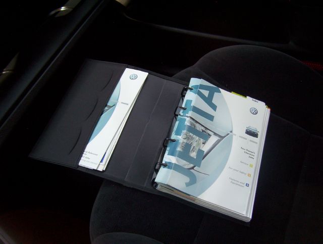 2002 Volkswagen Jetta Quad Cab 4x2 Shortbox XLT