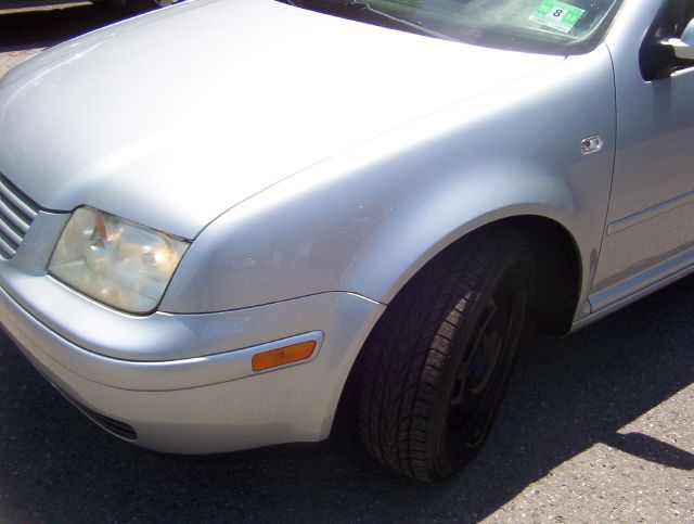 2002 Volkswagen Jetta Quad Cab 4x2 Shortbox XLT