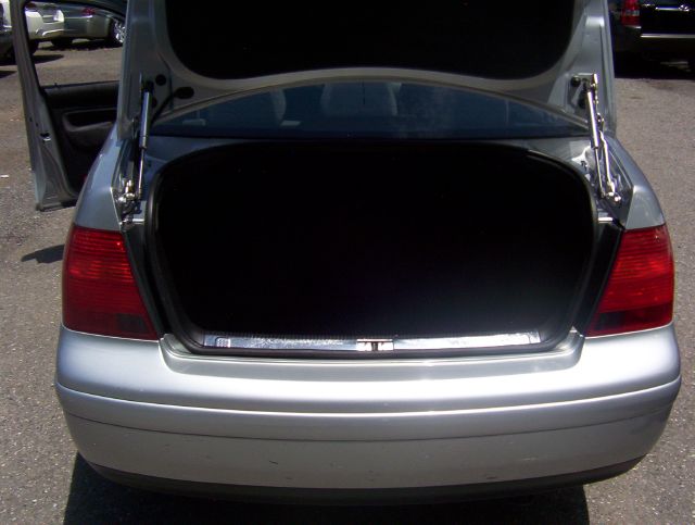 2002 Volkswagen Jetta Quad Cab 4x2 Shortbox XLT