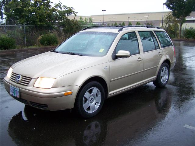 2002 Volkswagen Jetta FWD 4dr Sport
