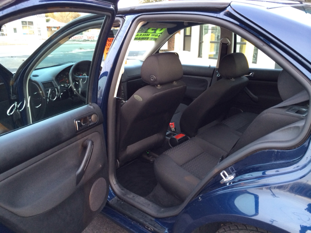 2003 Volkswagen Jetta With Leather