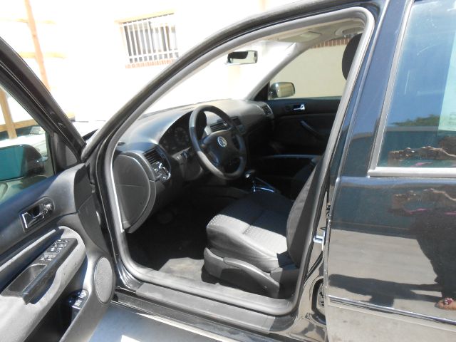 2003 Volkswagen Jetta Quad Cab 4x2 Shortbox XLT