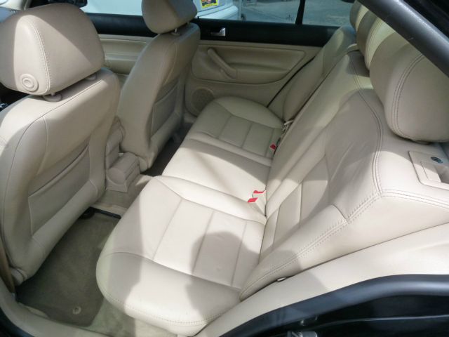 2003 Volkswagen Jetta Unknown