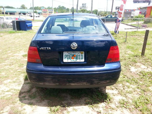 2003 Volkswagen Jetta I-4 Manual
