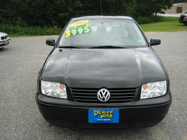 2003 Volkswagen Jetta I-4 Manual