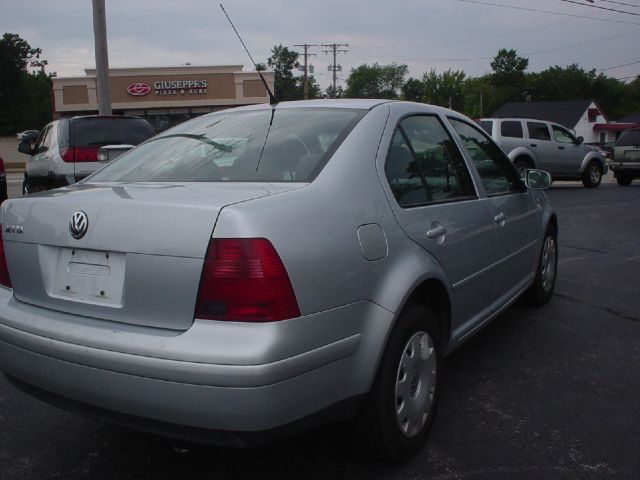 2003 Volkswagen Jetta I-4 Manual