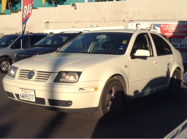 2003 Volkswagen Jetta Quad Cab 4x2 Shortbox XLT