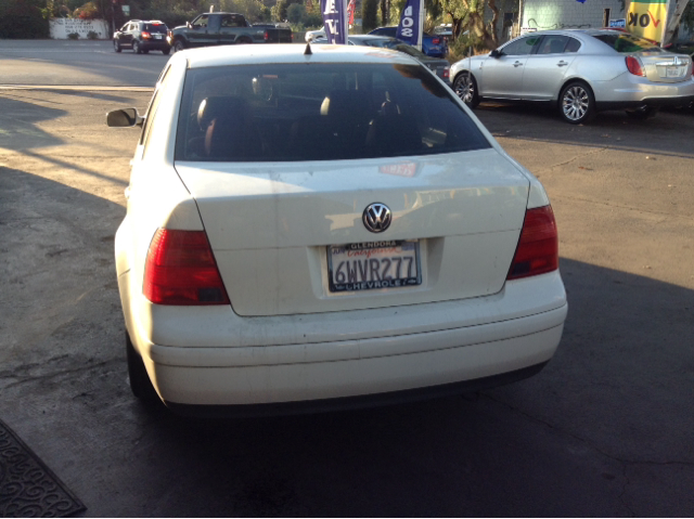 2003 Volkswagen Jetta Quad Cab 4x2 Shortbox XLT