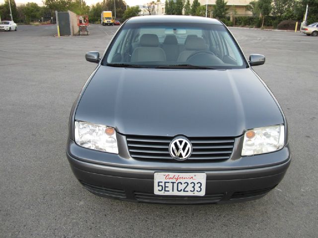 2003 Volkswagen Jetta 4matic 4dr 3.5L
