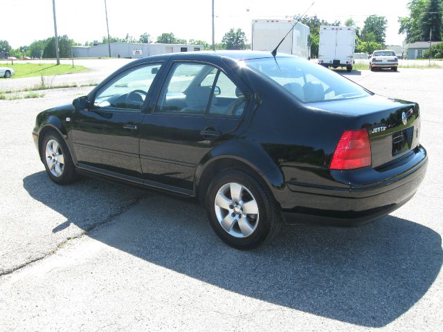 2003 Volkswagen Jetta 4dr 112 WB AWD