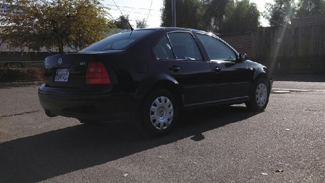 2003 Volkswagen Jetta With Leather