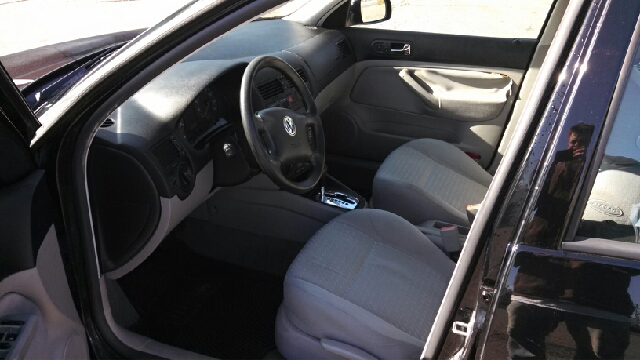 2003 Volkswagen Jetta With Leather