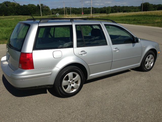 2003 Volkswagen Jetta Quad Cab 4x2 Shortbox XLT