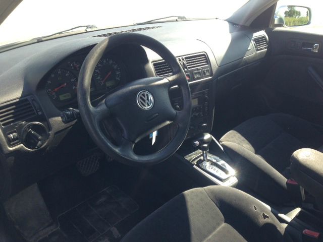 2003 Volkswagen Jetta Quad Cab 4x2 Shortbox XLT