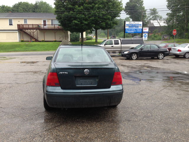 2003 Volkswagen Jetta Quad Cab 4x2 Shortbox XLT
