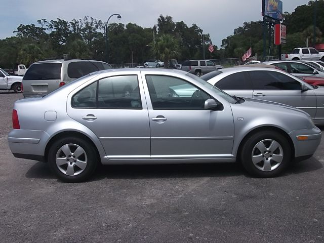 2003 Volkswagen Jetta Quad Cab 4x2 Shortbox XLT